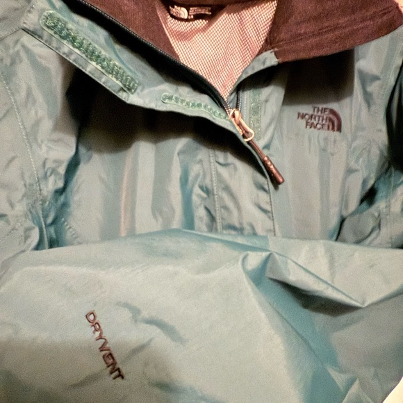 The North Face Rain Jacket - Picture 1 of 8